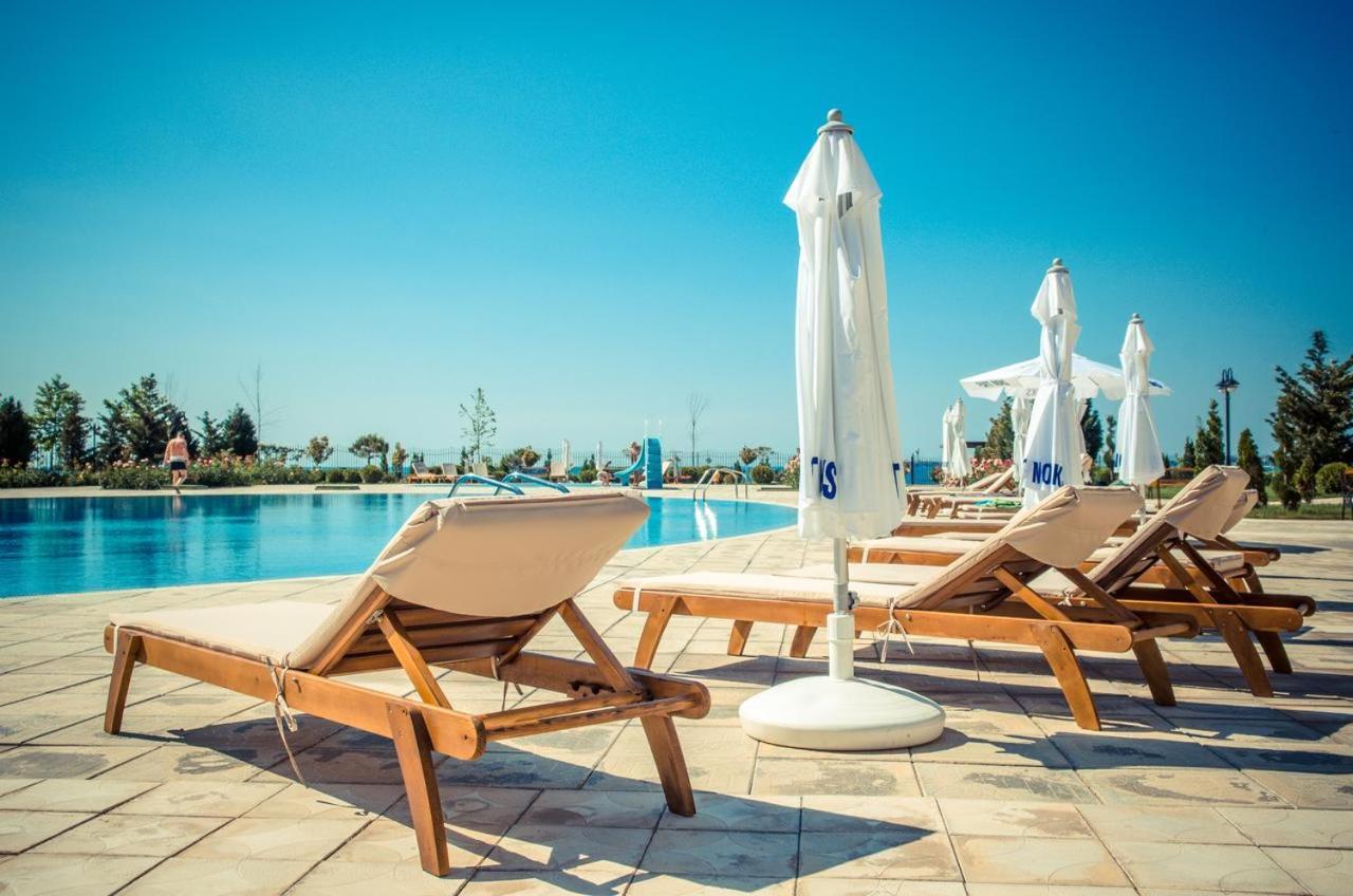 Premier Fort Beach - Premium Apartments Sveti Vlas Esterno foto