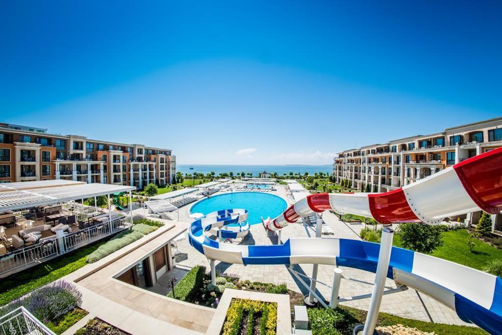 Premier Fort Beach - Premium Apartments Sveti Vlas Esterno foto