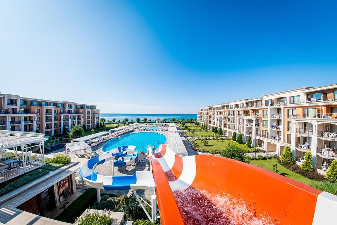 Premier Fort Beach - Premium Apartments Sveti Vlas Esterno foto