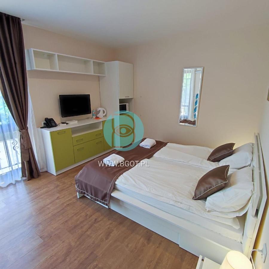 Premier Fort Beach - Premium Apartments Sveti Vlas Esterno foto
