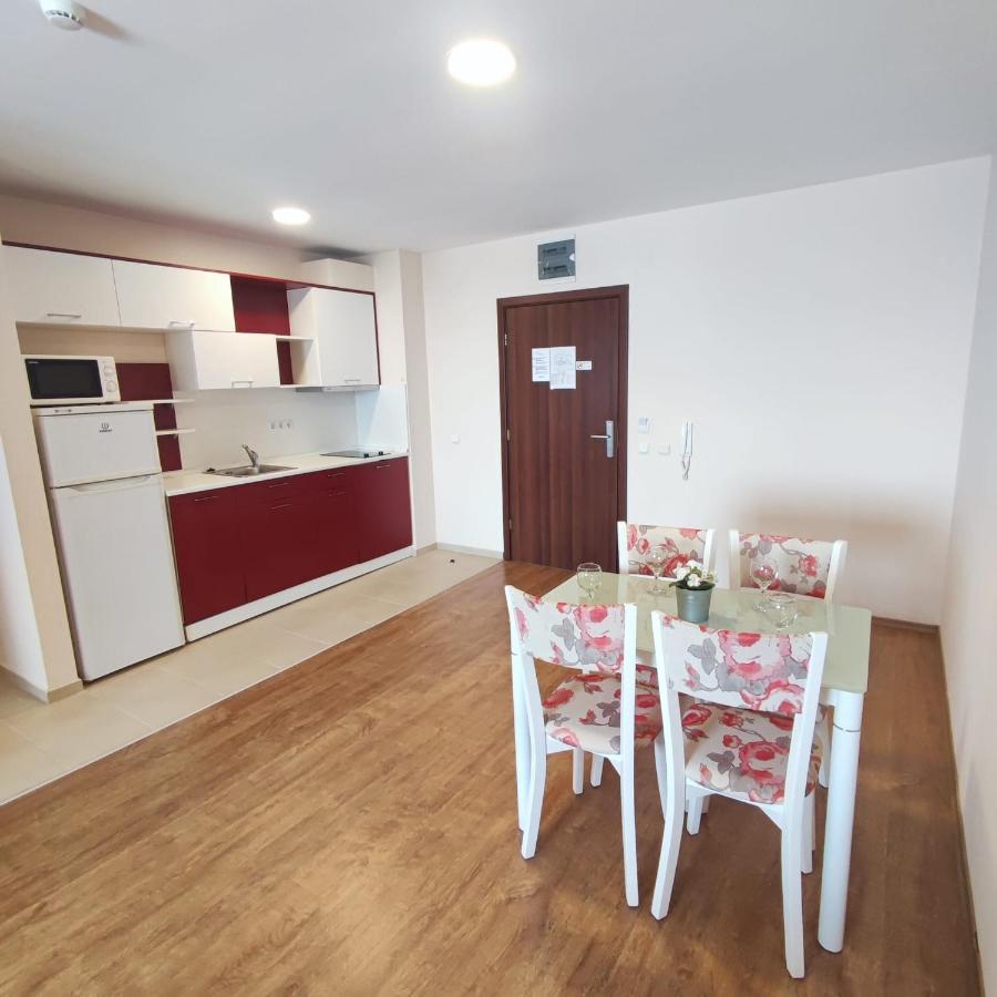 Premier Fort Beach - Premium Apartments Sveti Vlas Esterno foto