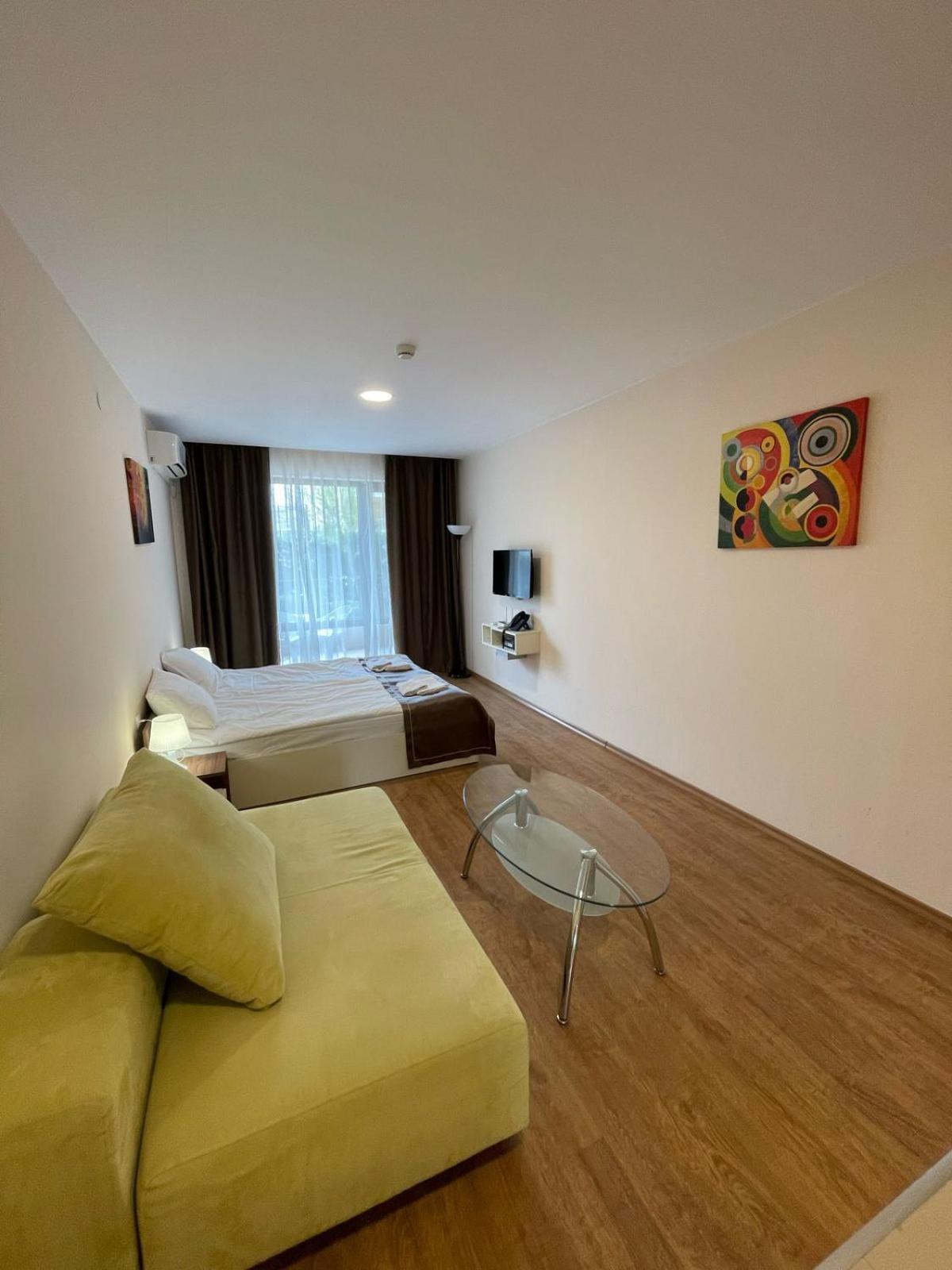 Premier Fort Beach - Premium Apartments Sveti Vlas Esterno foto